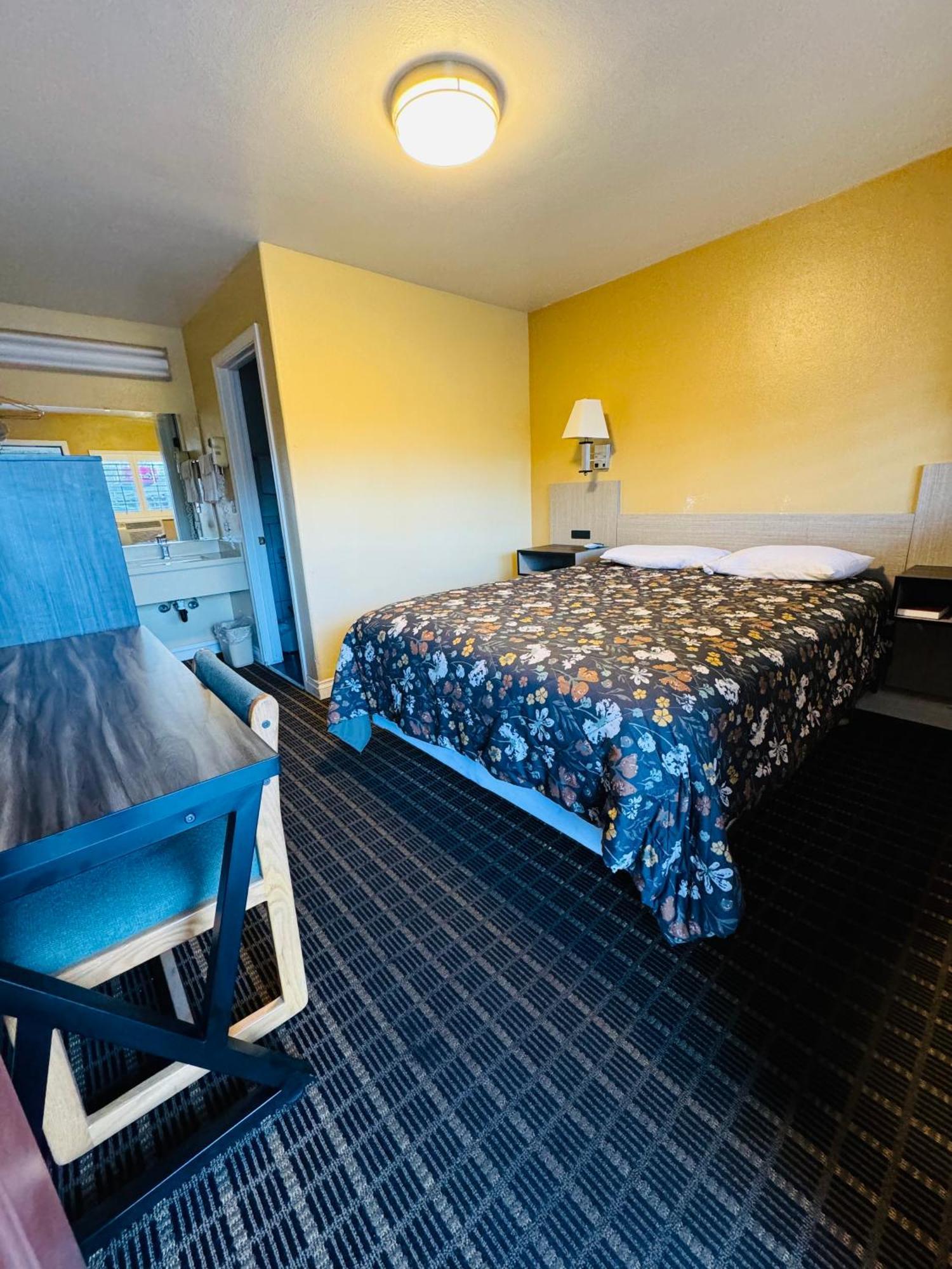 Mount Whitney Motel ローン・パイン エクステリア 写真